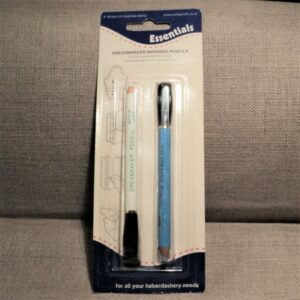 Crayon craie à marquer et brosse, couleur blanc et bleu