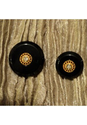 Bouton noir avec filigree doré et strass 18mm / 22mm