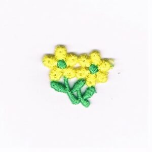 écusson Dentelle brodé mini fleur jaune à coudre 2.5 x 2.5 cm