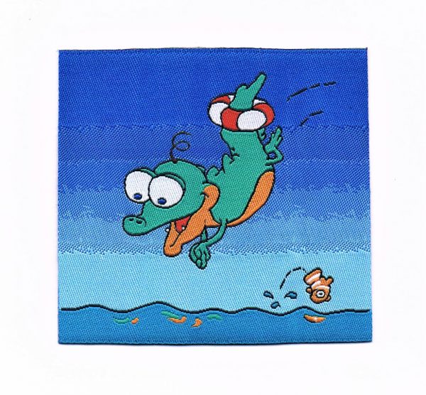 Ecusson Thermocollant Schnappi Le petit crocodile 7.5 x 7.0cm en mer