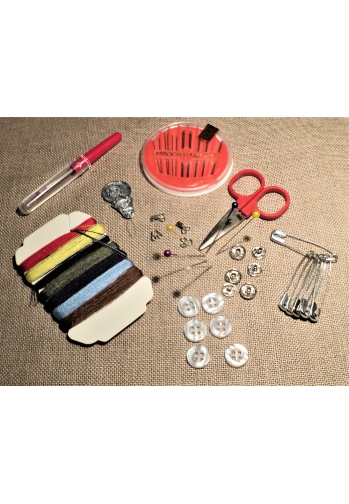 Trousse couture voyage vert, boìte nécessaire à couture pour le voyage, kit couture compact