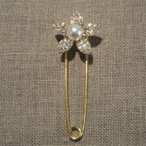 Epingle Kilt avec fleur strass et perle, métal doré 65mm, fermoir gilet, veste, attache gilet, veste sans coudre