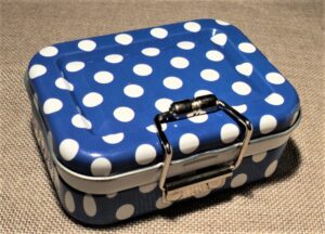 Trousse couture voyage bleu, boìte nécessaire à couture pour le voyage, kit couture compact