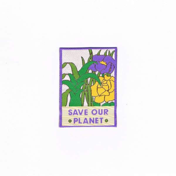 Ecusson à coudre sauvons notre planète (safe our planet) 5.2x6.8cm