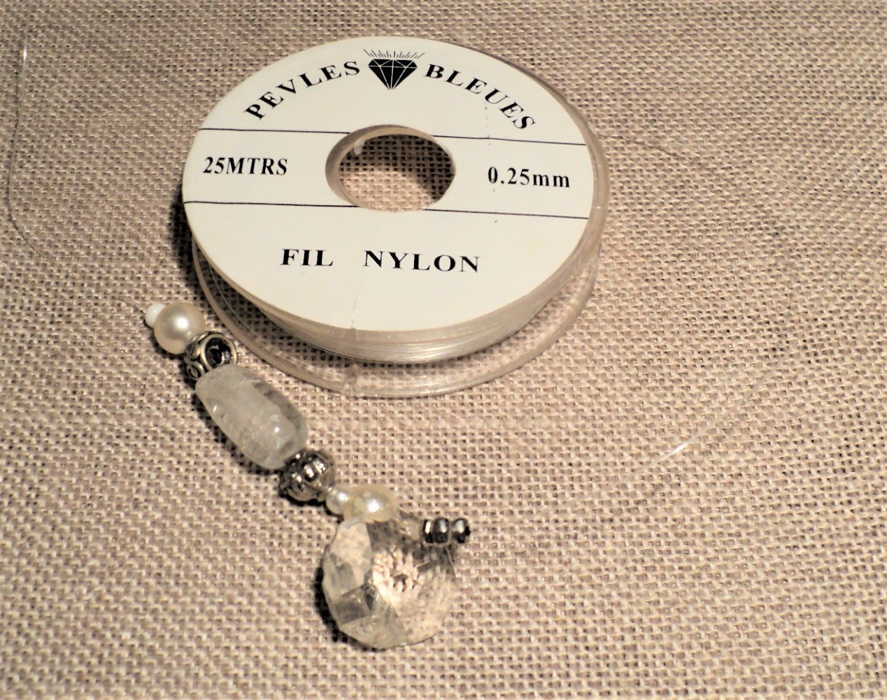 COLLIER Perles en Chute 3 Rangs sur fil NYLON longueur 35 à 70cm