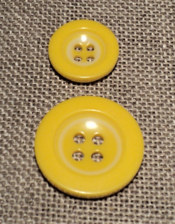 Bouton jaune vif 15mm/21mm 4-trous