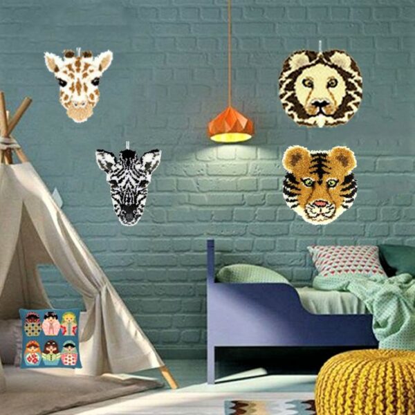 Décoration murale en point noué 33x36cm, kit créatif complet soudan "la tête de lion" – Image 2