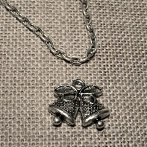 Breloque métal cloches de noël argenté, charme pendentif pour collier ou bracelet