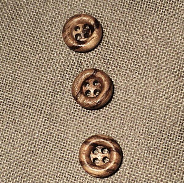 Bouton-en-bois-naturel-15mm-4-trous-petit-bouton-bois-modele-rond