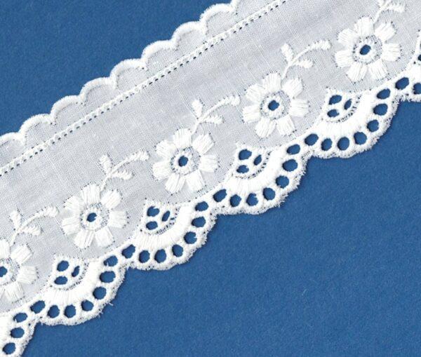 Ruban dentelle Broderie Anglaise blanc 50mm 100% coton avec fleurs