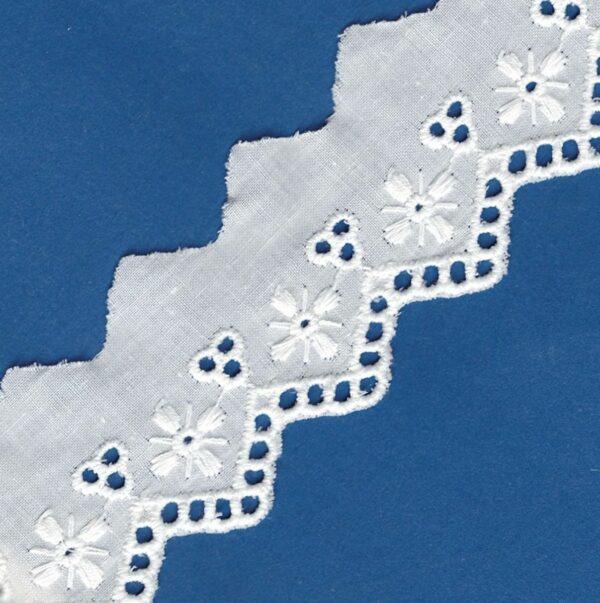 Ruban dentelle Broderie Anglaise blanc 40mm 100% coton avec fleurs et zigzag – Image 2