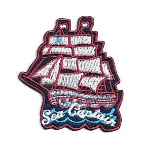 Écusson Thermocollant bateau, voilier vieux gréement 5.5 x 6.5cm blanc rouge bleu thème marine sea captain