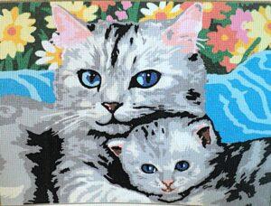 Kit canevas 30x45cm Le chat gris avec chaton demi point croix