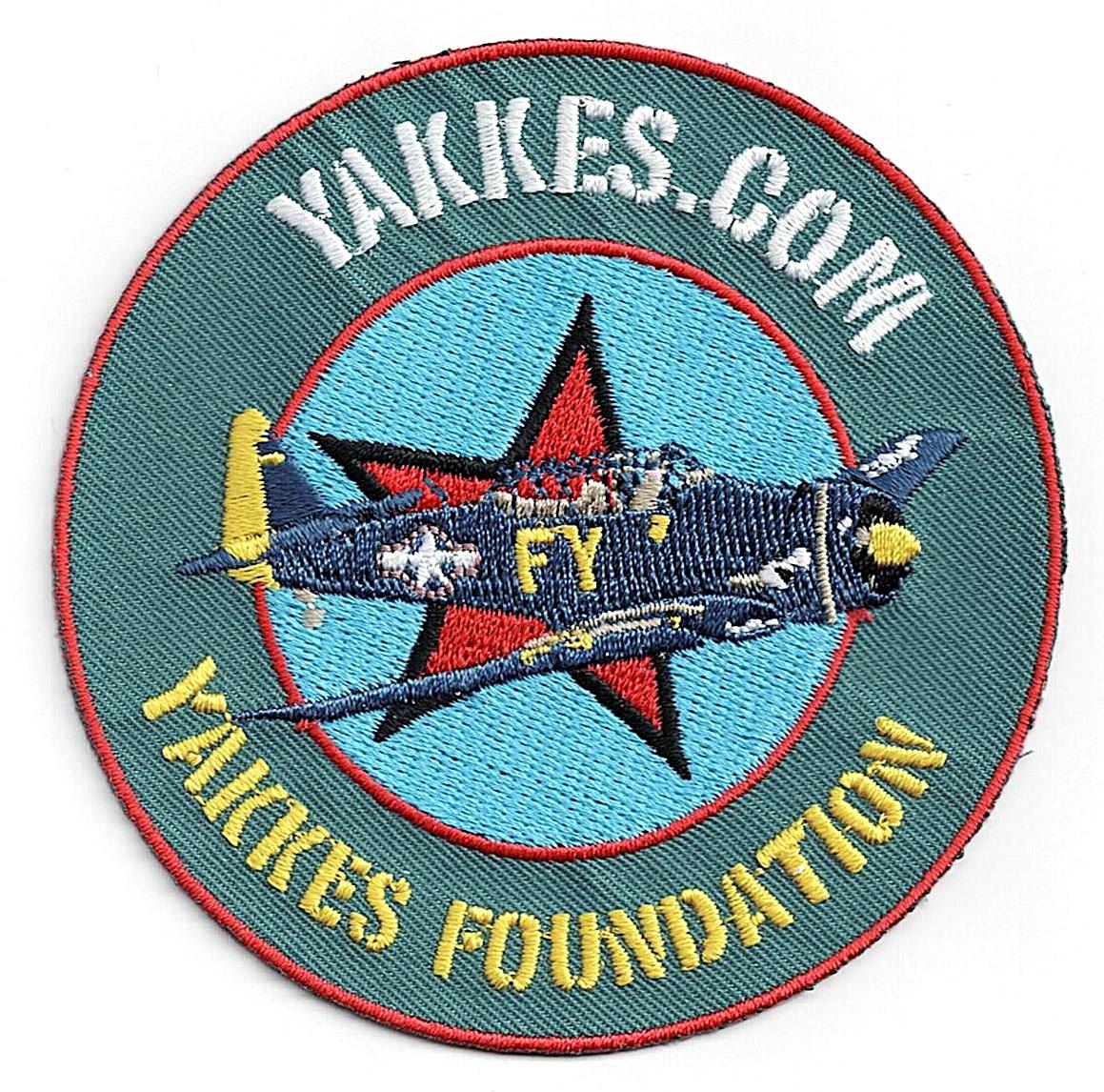 Écusson Thermocollant Aéronautique ou Aviation 9.0cm rond yakkes foundation vert, rouge, jaune, blanc et bleu