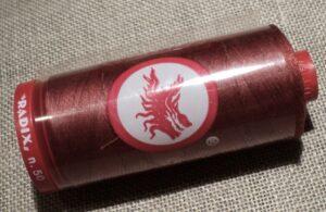 Fil Coton Radix brique rouge 500 yards Nr.50 ( 457 mètres) fil coton machine à coudre, machine broderie, fil à quilter