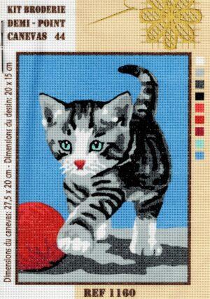 Kit canevas 27.5x20cm, Le chat gris noir blanc jouant avec la laine demi point croix