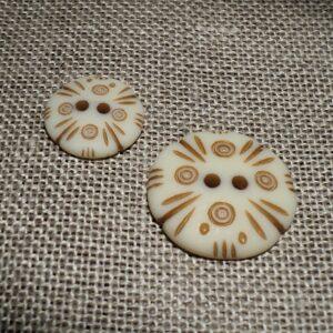 Bouton décoratif écru marron 14mm20mm 2-trous pour les chemises, robes, petite laine