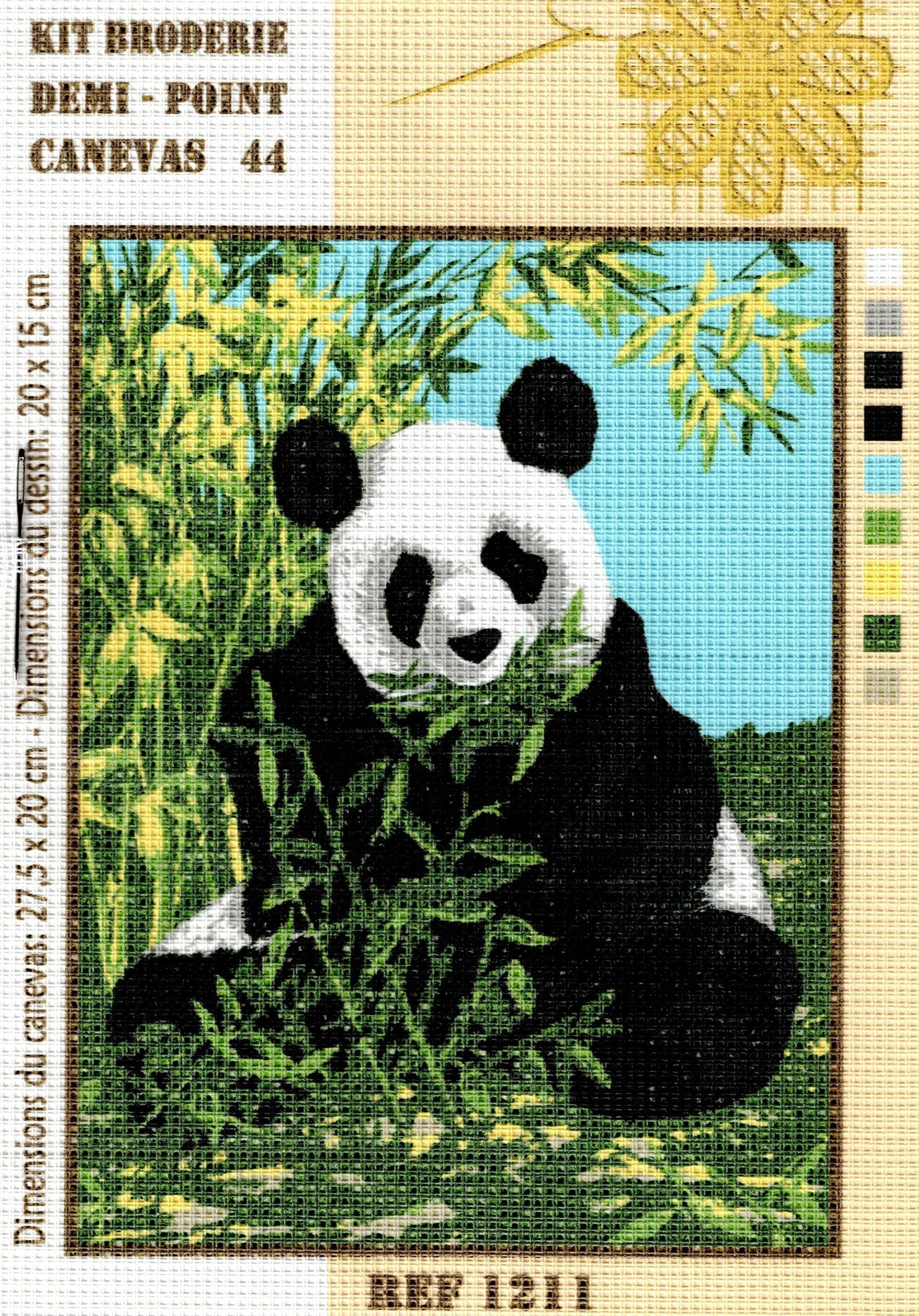 Kit canevas 27.5x20cm Le panda mange du bambou demi point croix